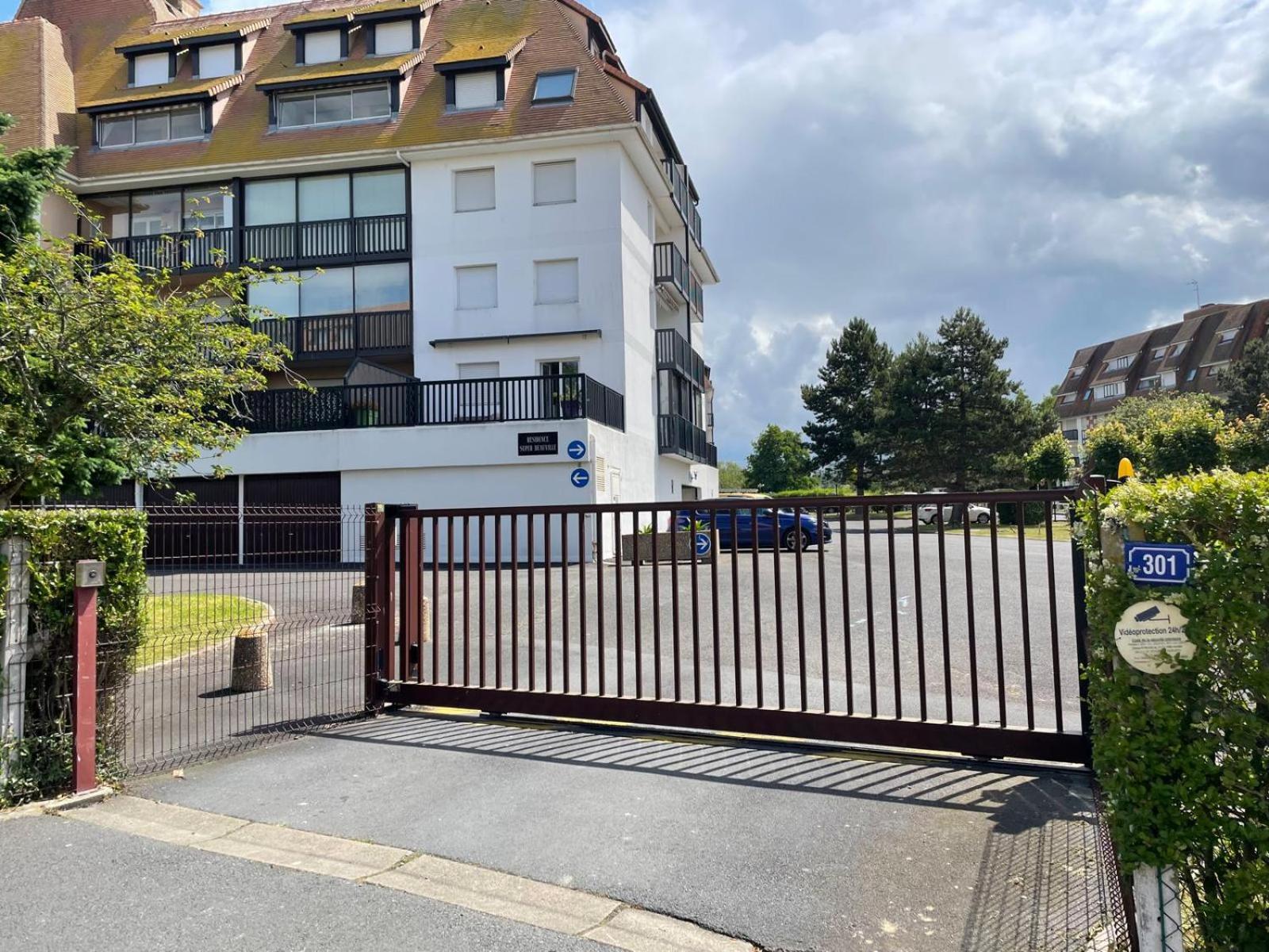 Super Deauville 2 Pieces Cosy Proche Plein Sud Apartment